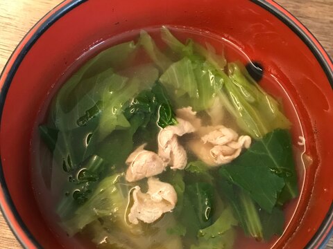 豚と葉野菜のスープ